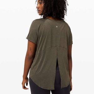 Lululemon Open Up Tie Back Tee in Dark Olive Sz 8